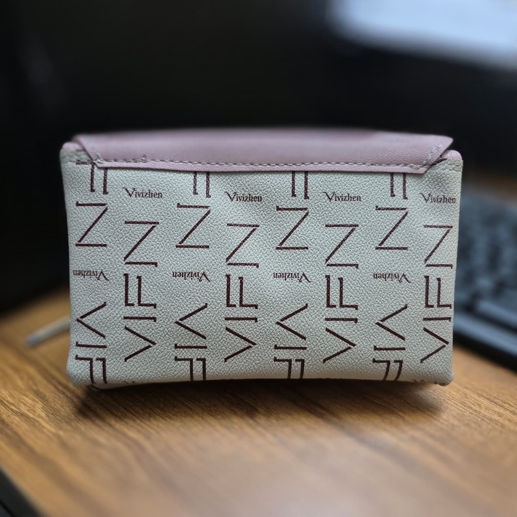 Stylish ladies bag