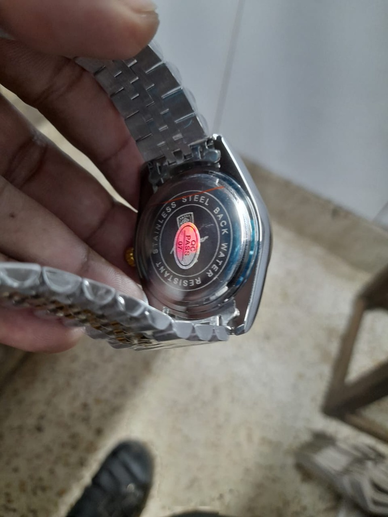 Poedagar 910 Model Fashion Watch for Men IPG Colour